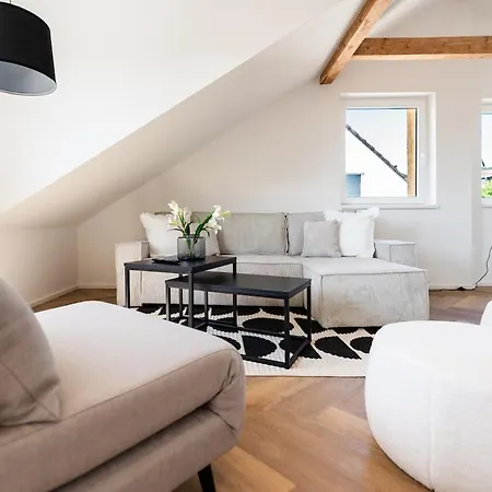 Apartment 2 Bedroom Loft - Luxus - Modern - Parkplaetze - Kaffee - Netflix - Weinbergblick - Kueche - Balkon Ruedesheim am Rhein