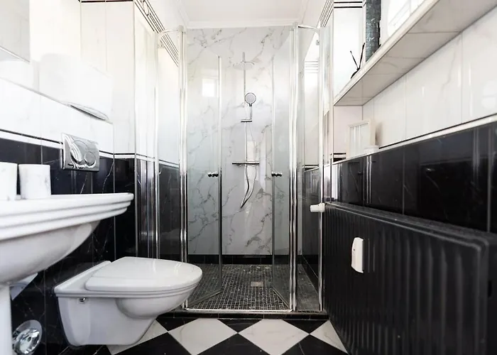 2 Bedroom Loft - Luxus - Modern - Parkplaetze - Kaffee - Netflix - Weinbergblick - Kueche - Balkon Lejlighed Rüdesheim am Rhein